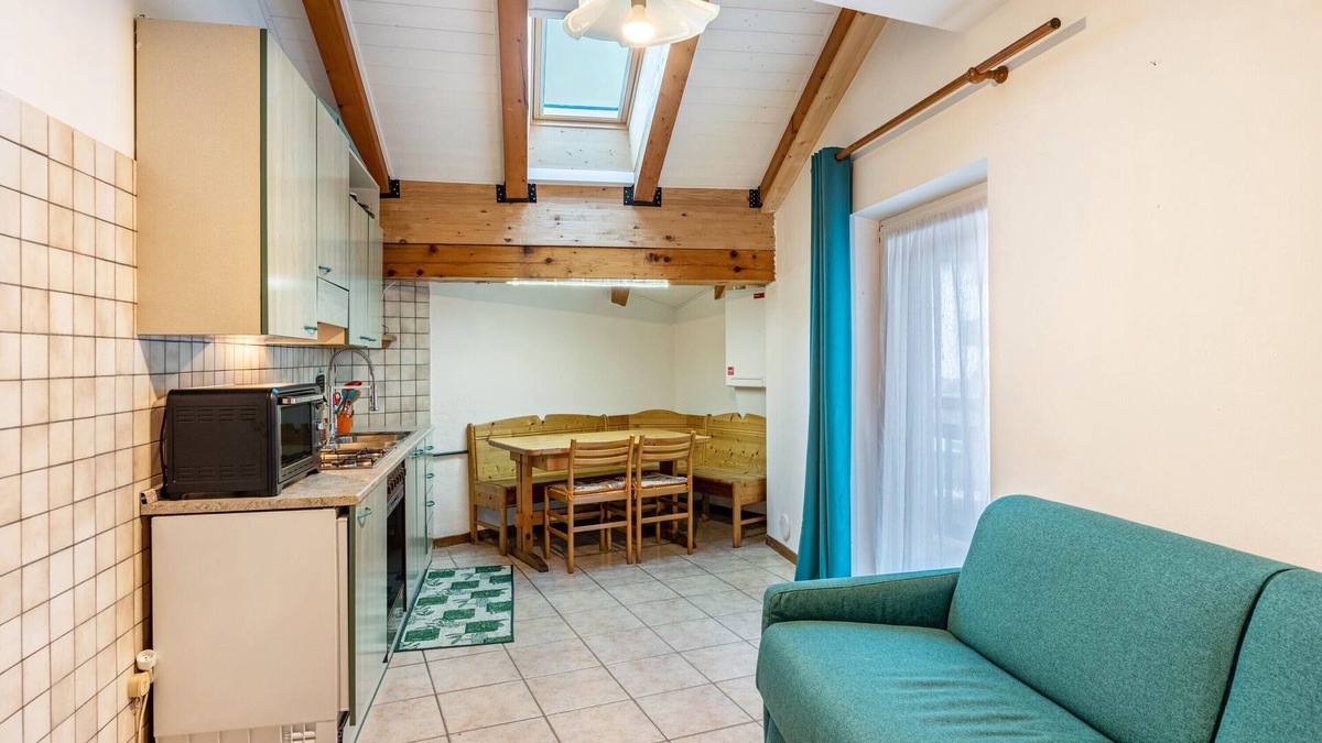 Monclassico Apartment | Apartment 'Appartamento Condominio Genziana' with Mountain View, Balcony and Wi-Fi