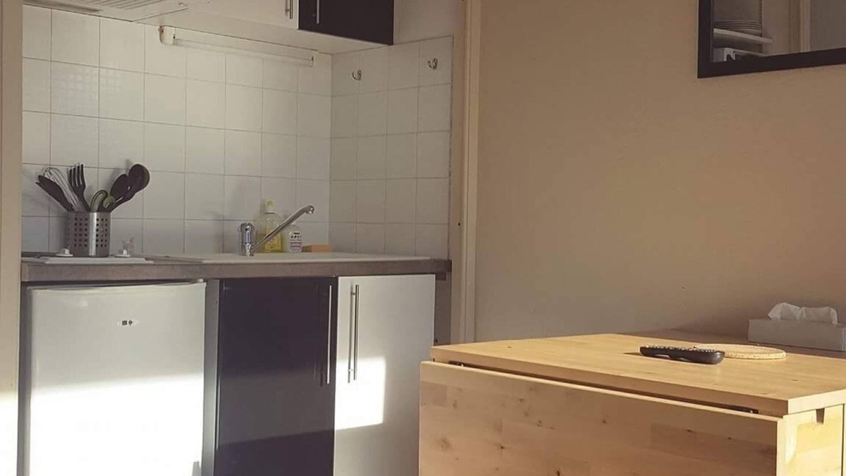 Cadeilhan-Trachere Apartment | Apartment at the foot of the slopes View of the peaks