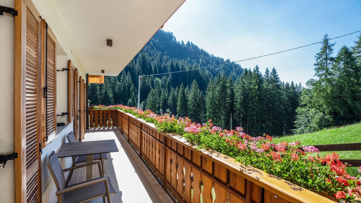 Proves Apartment | Apartment 'Bachwiesl Hof Wies' with Mountain View, Shared Terrace and Wi-Fi