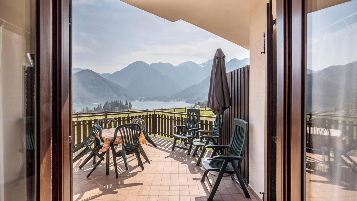 Mezzolago Apartment | Apartment "Bellavista" with Lake Views & Terrace