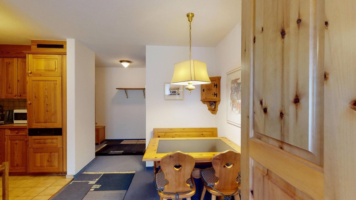 Zuoz Apartment | Apartment Belvair 21 - Quiet 2.5-Room Apartment in Zuoz