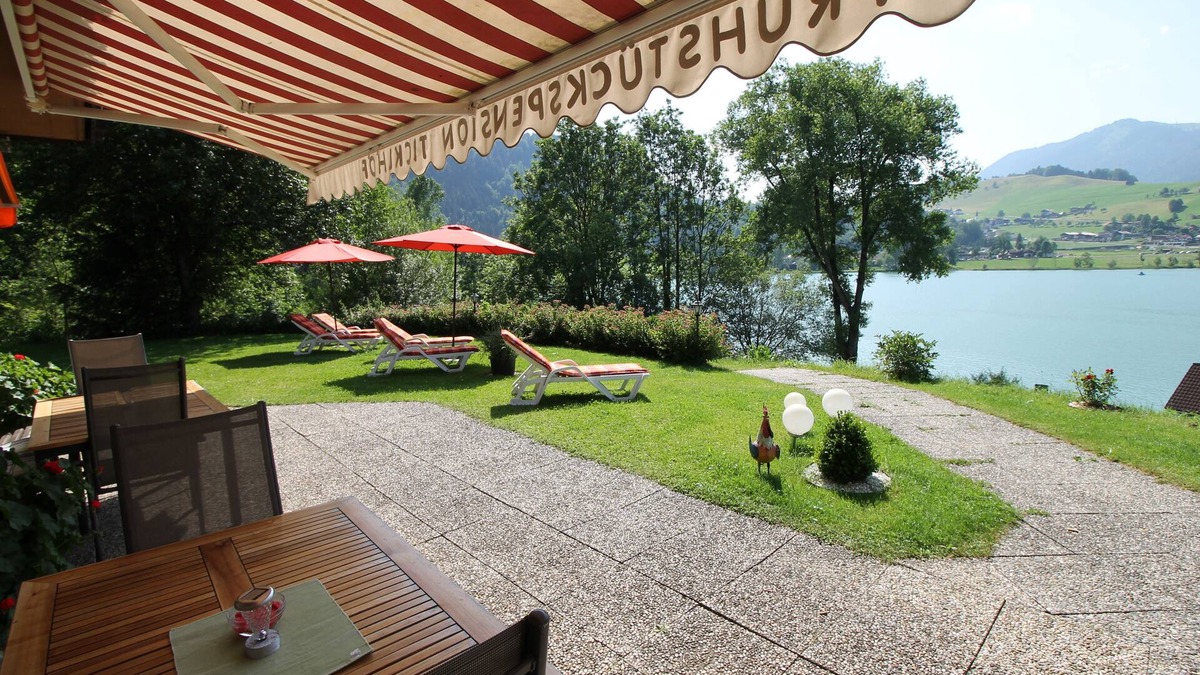 Kufstein Apartment | Apartment Bergseeblick Ticklhof am See
