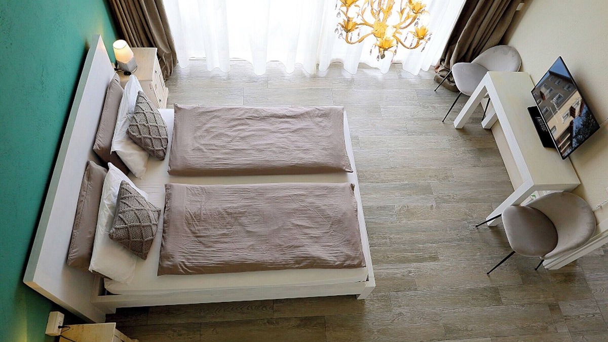 Affi Apartment | Apartment 'Biancaleo Kiss The Sky' with Shared Pool, Shared Garden and Wi-Fi