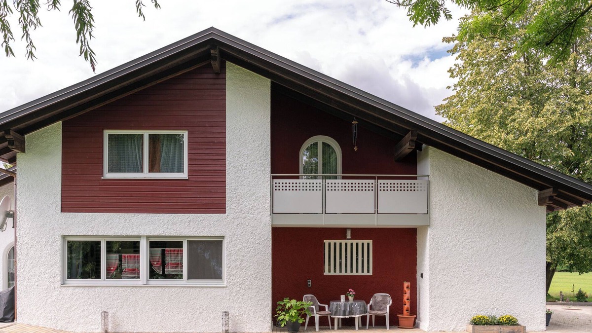 Altotting Apartment | Apartment Bichler, 85sqm, 2 bedrooms, terrace with a view, pool