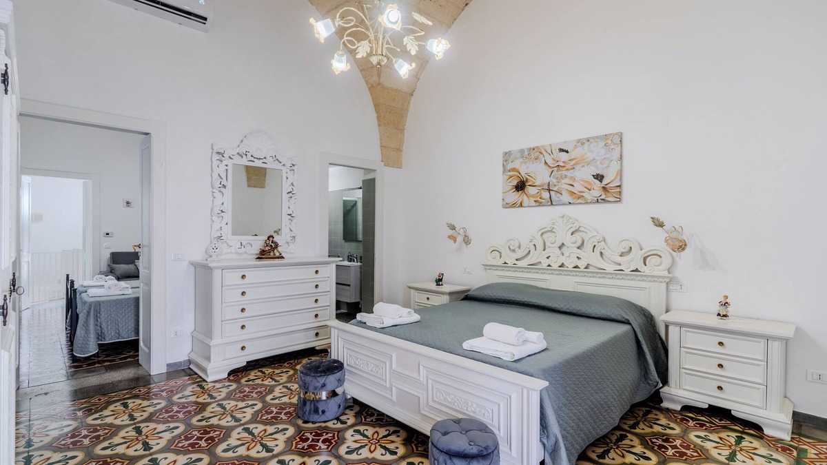 Giurdignano Apartment | Apartment 'Bilocale' with Private Terrace and Air Conditioning