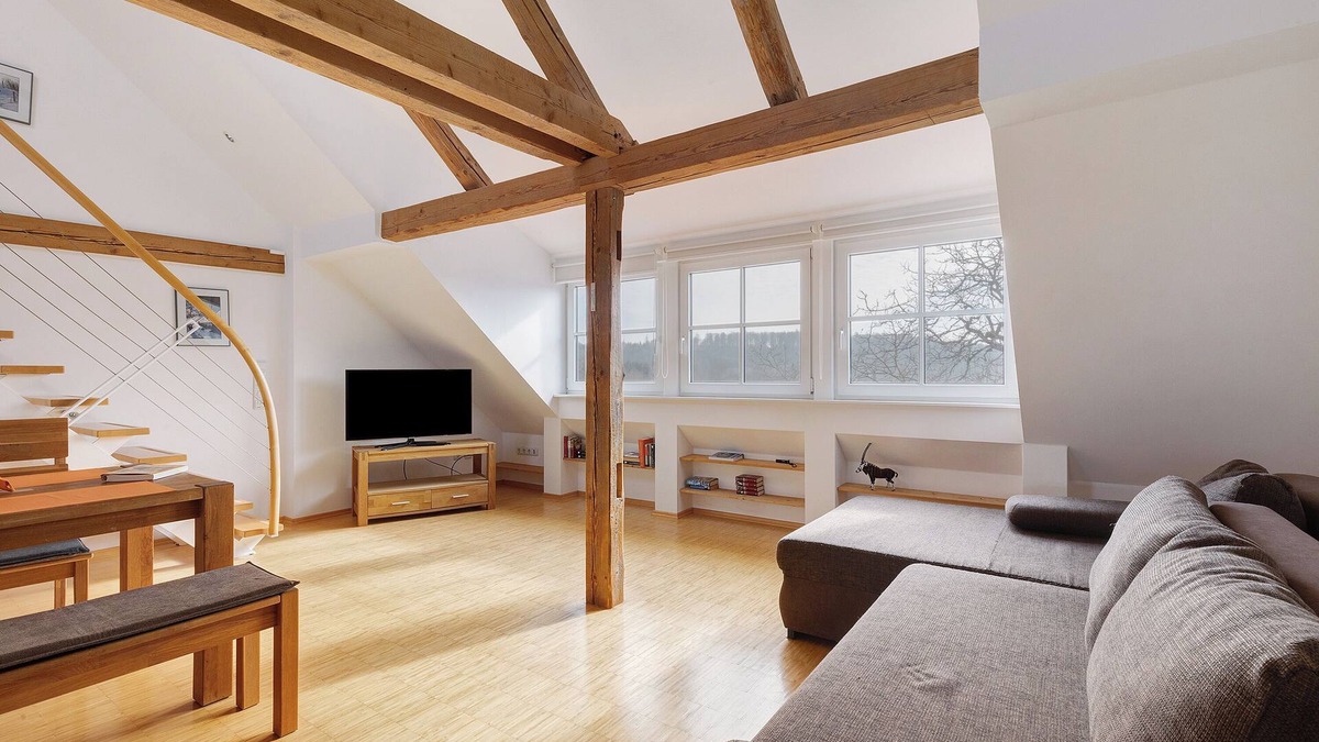 Mickhausen Apartment | Apartment 'Birkethof Romantik' with Shared Terrace, Private Garden and Wi-Fi