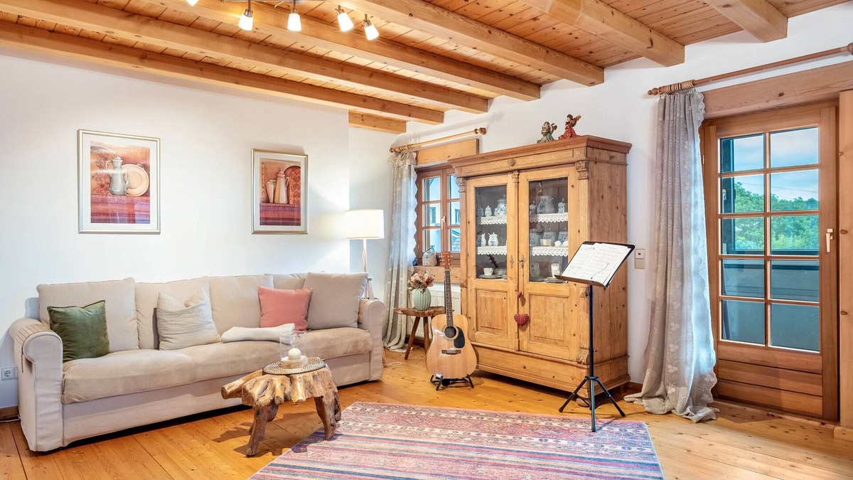Loffingen Apartment | Apartment 'Bodensee' with Shared Garden and Wi-Fi