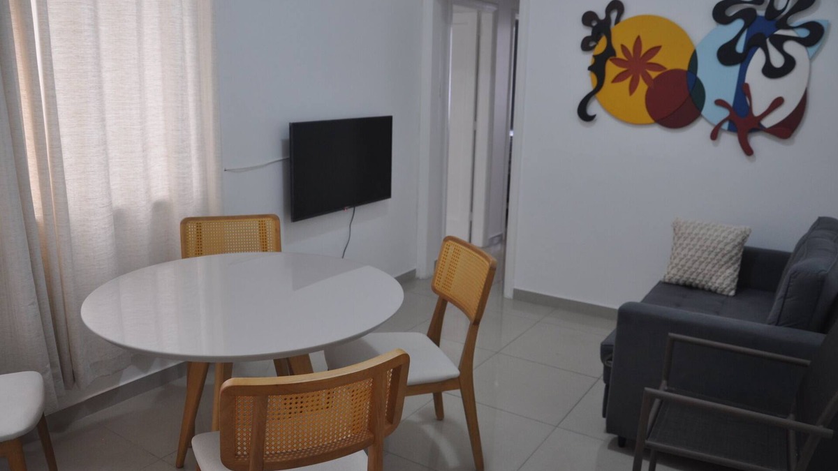 Leblon Apartment | Apartment close to Leblon beach and the subway