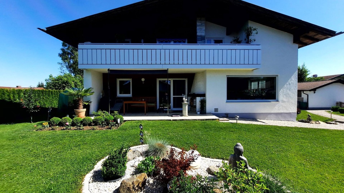 Prem Apartment | Apartment 'Broni' with Private Terrace and Wi-Fi