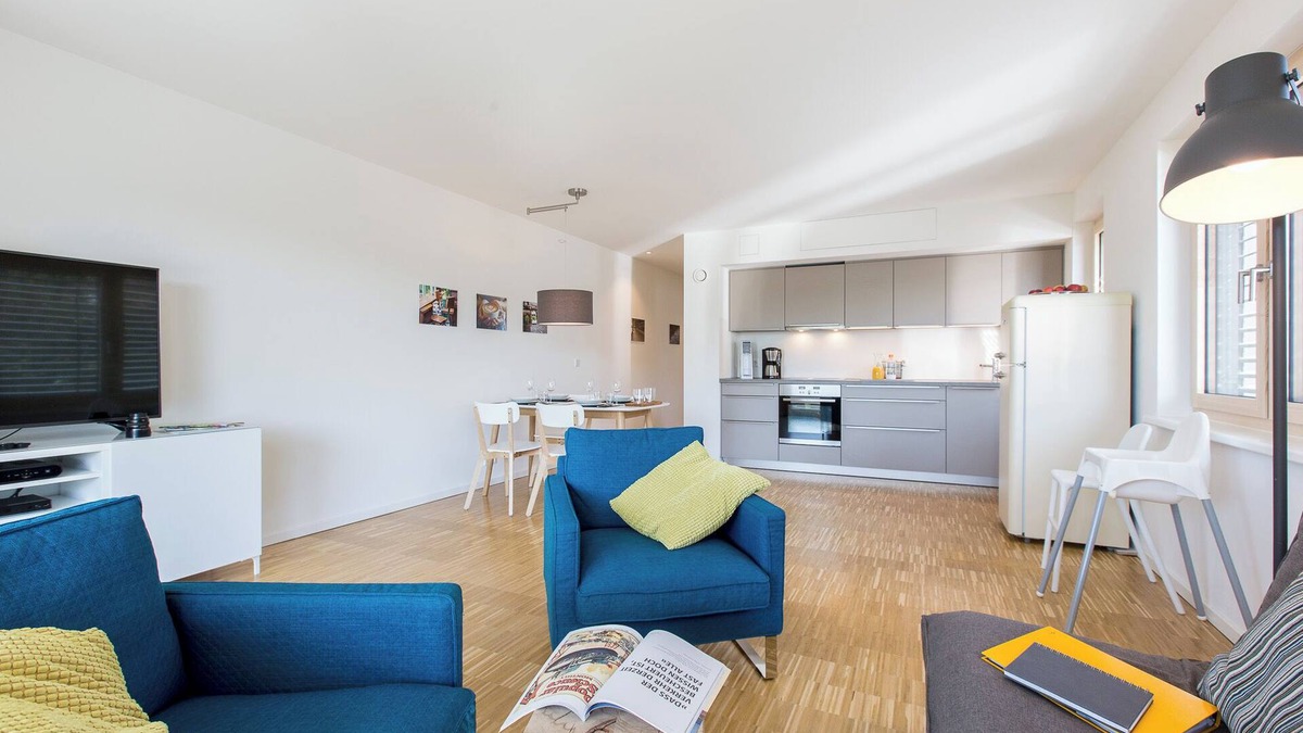 Waggershausen Apartment | Apartment 'Busch' with Lake View, Balcony and Wi-Fi
