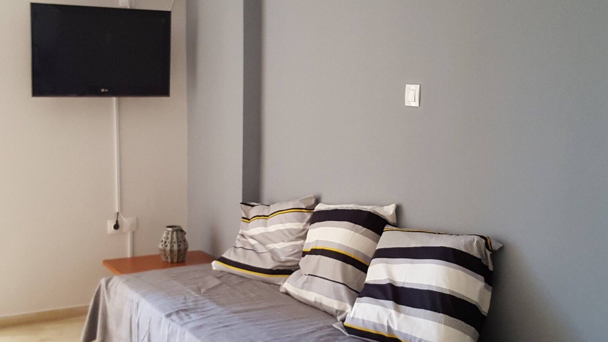 Velon Apartment | Apartment by the sea