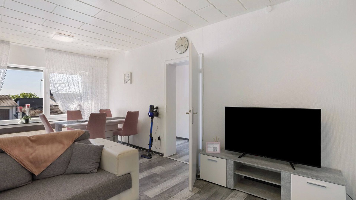 Meinerzhagen Apartment | Apartment 'Cakir' with Private Terrace and Wi-Fi