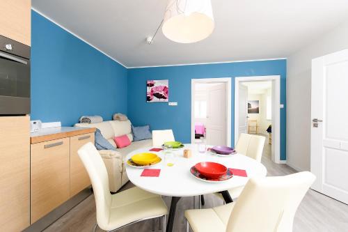 Velky Slavkov Apartment | Apartment Carlo 7D