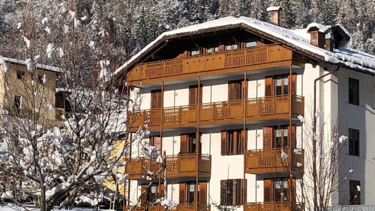 Croviana Apartment | Apartment 'Casa Anselmi 4' with Mountain View, Balcony and Wi-Fi