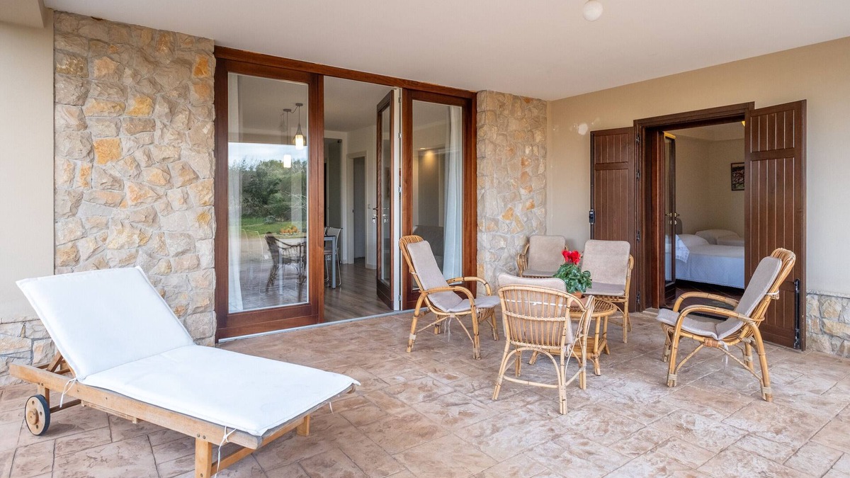 Nardo Apartment | Apartment 'Casa Cenate' with Private Terrace, Wi-Fi and Air Conditioning