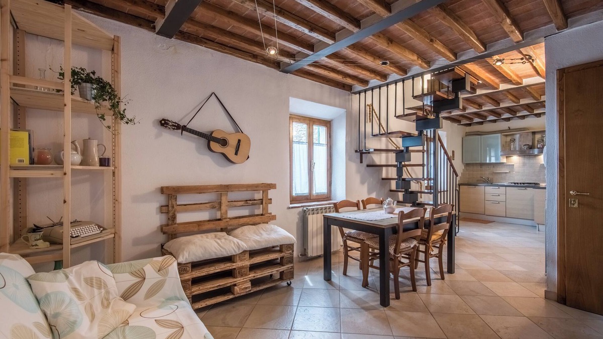 Chiusdino Apartment | Apartment "Casa di Franca a San Galgano" in Historical Centre