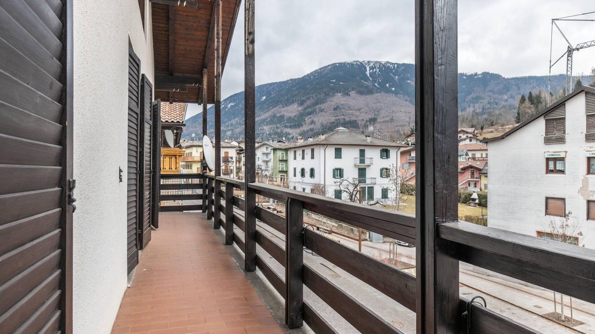 Baselga di Pine Apartment | Apartment 'Casa Ravanelli 2' with Mountain View and Balcony
