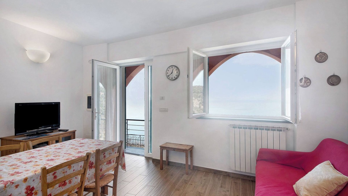 Montaretto Apartment | Apartment "Casa Mare Montaretto 2" with Sea View, Private Terrace & Wi-Fi
