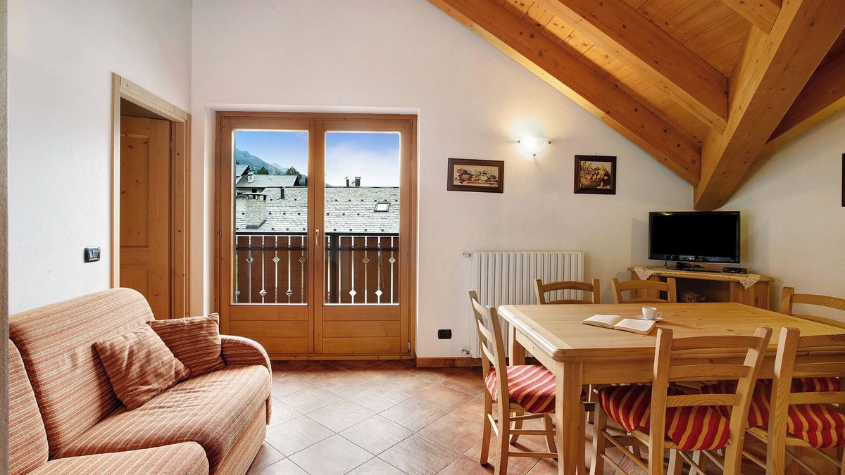 Santa Caterina Valfurva Apartment | Apartment 'Casa Michela Trilocale Mansardato' with Mountain View, Shared Terrace and Wi-Fi