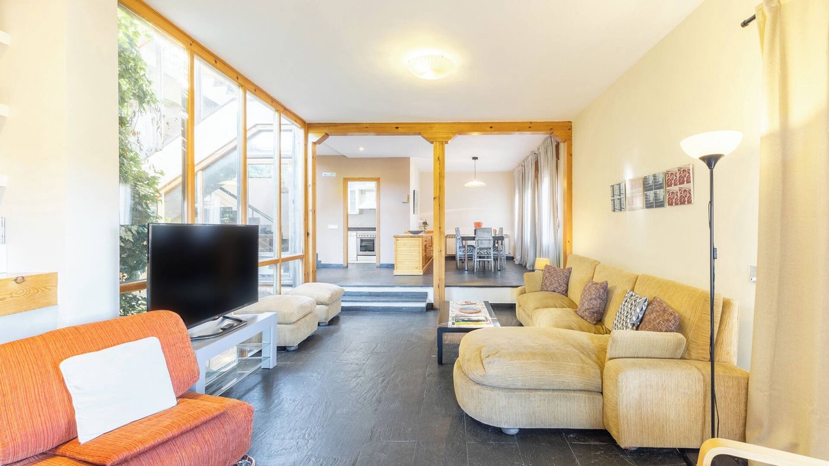 La Matilla Apartment | Apartment 'Casa Rural Cantueso 1' with Mountain View, Private Terrace and Wi-Fi