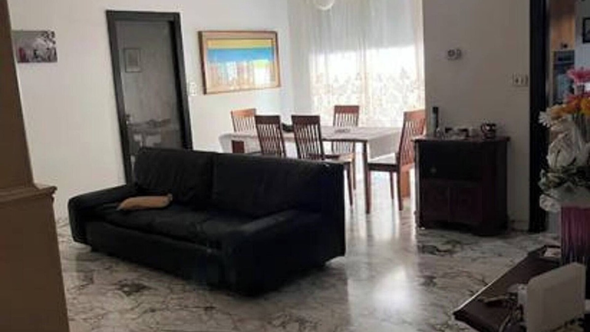 Genoa Apartment | Apartment 'Casa Vacanze Lorien' with Private Terrace, Wi-Fi and Air Conditioning