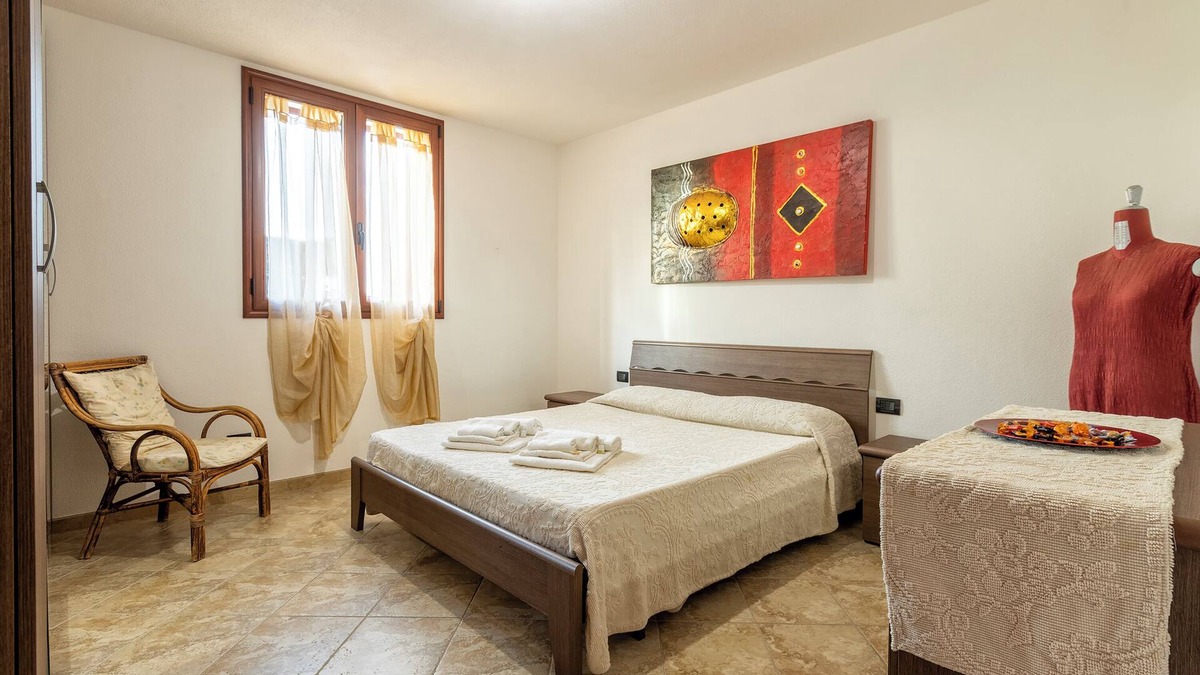Olmedo Apartment | Apartment 'Casa Vacanze Vicino ad Alghero' with Terrace, Garden and Wi-Fi