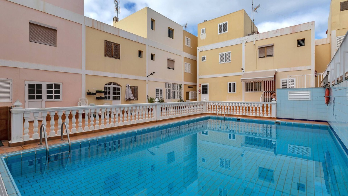 San Fernando Apartment | Apartment 'Casarossa' with Private Garden and Wi-Fi