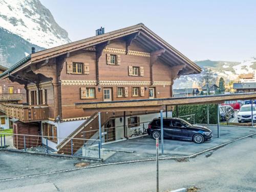 Grindelwald Apartment | Apartment Chalet Pfingstrose by Interhome