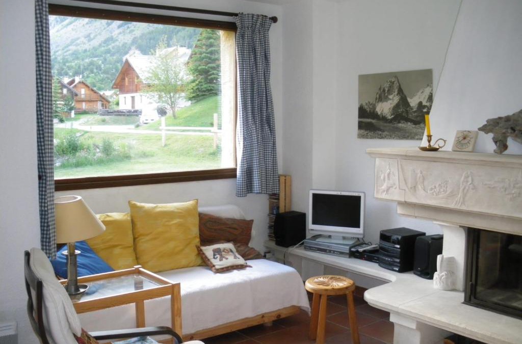 Nevache Apartment | Apartment Challanches Nevache Hautes Alpes one of the most beautiful view