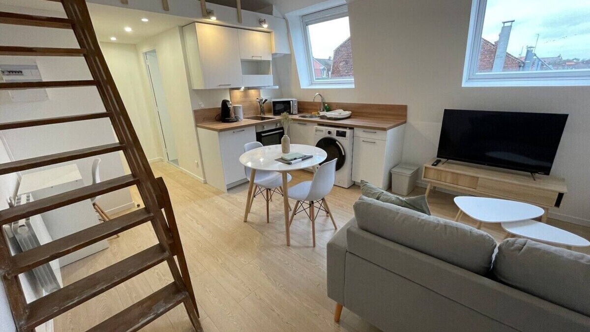 Roubaix Apartment | Apartment-City view-Private Bathroom