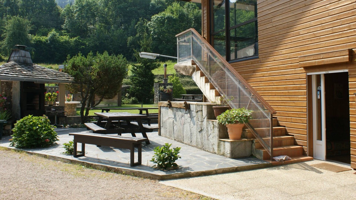 Lyaud Apartment | APARTMENT class 2*, near Lake Leman