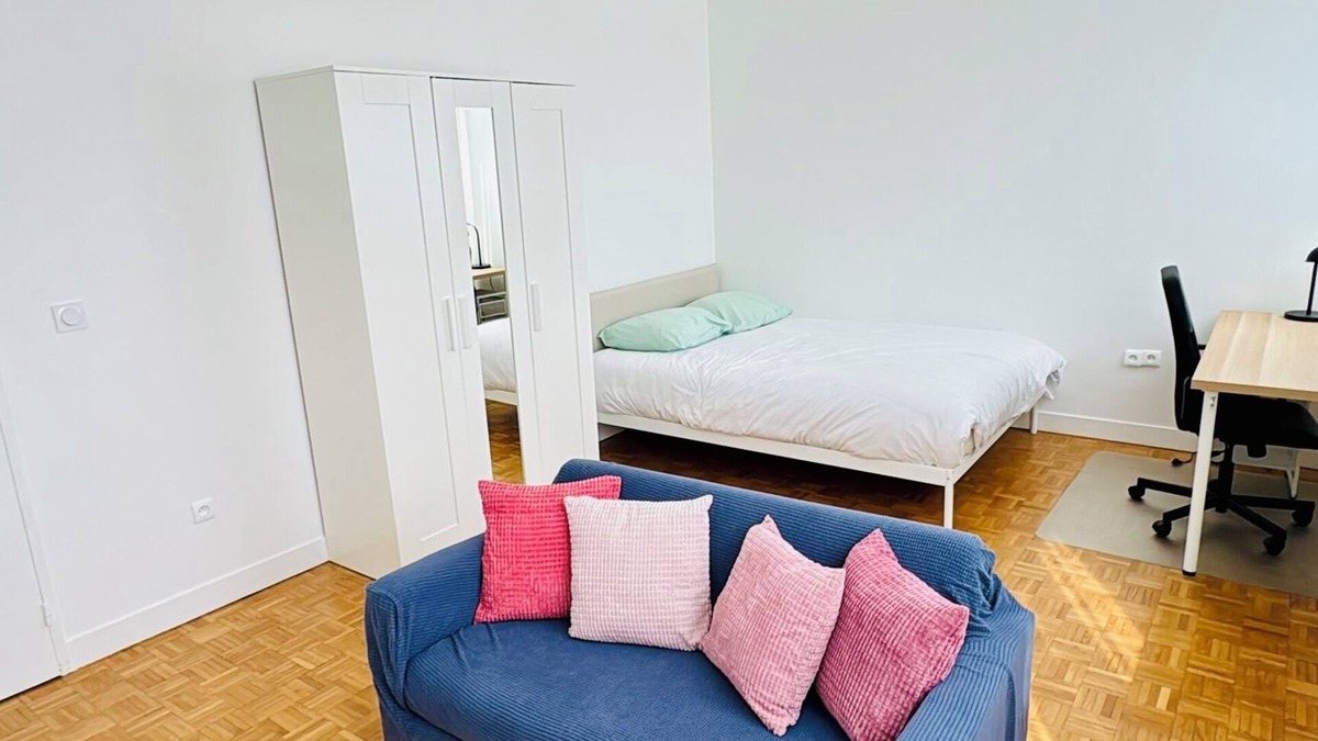 Chenevier-Demenitroux Apartment | Apartment Créteil, 20 minutes from Paris by metro 8