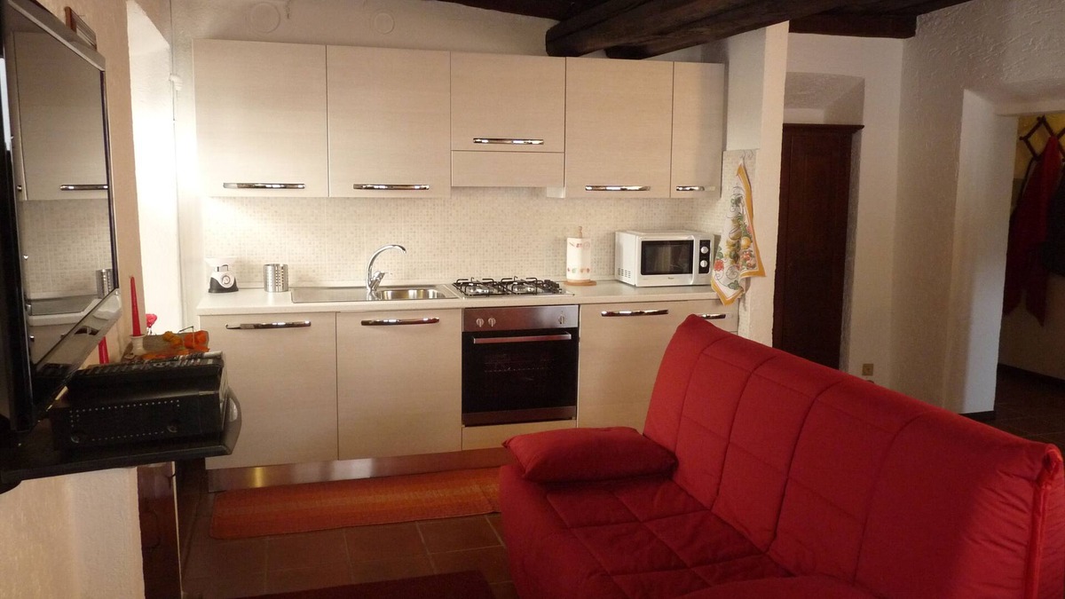 Orta San Giulio Apartment | Apartment Cusius in Orta San Giulio on Lake Orta with parking and lake view
