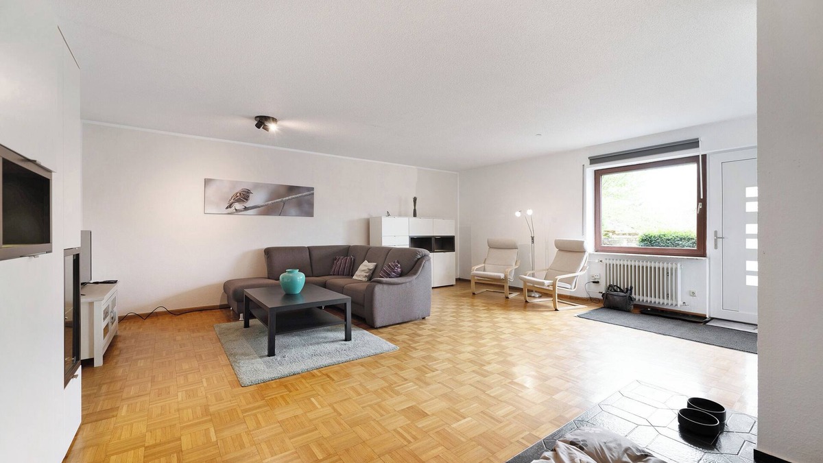 Riol Apartment | Apartment 'Das Spatzennest' with private terrace and meadow in a quiet location