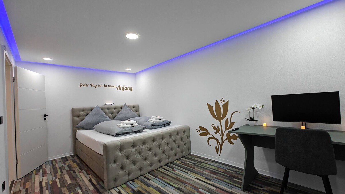 Neuburg Apartment | Apartment 'Neuburg 9' with Balcony and Wi-Fi