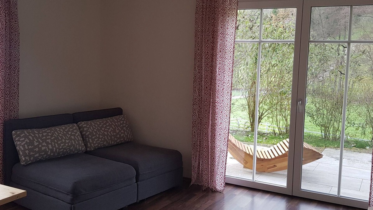 Sulzbach an der Murr Apartment | Apartment 'Ferienwohnung 2' with Private Terrace and Wi-Fi