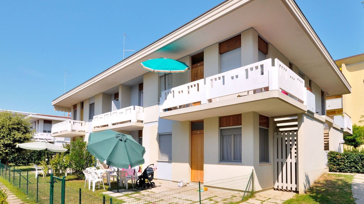 Bibione Lido del Sole Apartment | Apartment Diana by Interhome