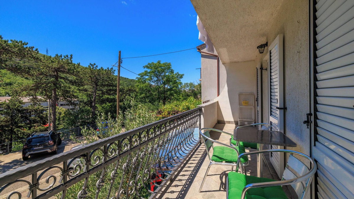 Veljun Primorski Apartment | Apartment Dijana (62512-A1) - Senj
