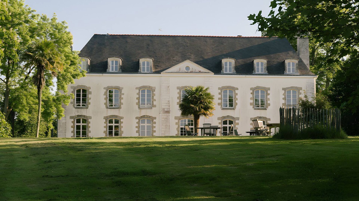 Pluneret Apartment | Apartment 'Domaine De Kermadio - Le Loc'h' with Shared Pool, Shared Terrace and Wi-Fi