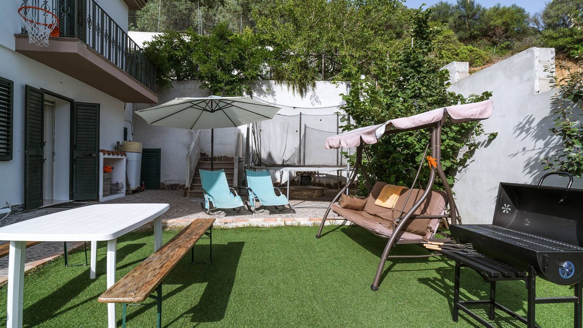 Onifai Apartment | Apartment 'Domo De Ro' with Mountain View and Wi-Fi