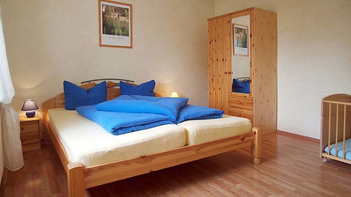 Salem Apartment | Apartment 'Drewitzer See, 40qm' with Private Terrace, Shared Garden and Wi-Fi
