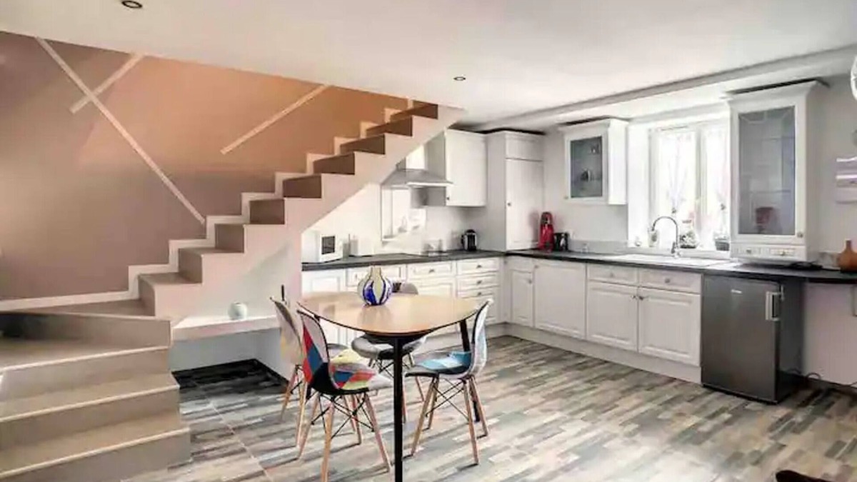 Petit Moisenay Apartment | Apartment 'Duplex' with Shared Terrace and Wi-Fi