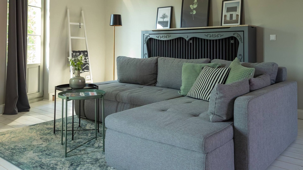 Grossostheim Apartment | Apartment 'Eckhaus - Balkon' with Shared Terrace and Wi-Fi