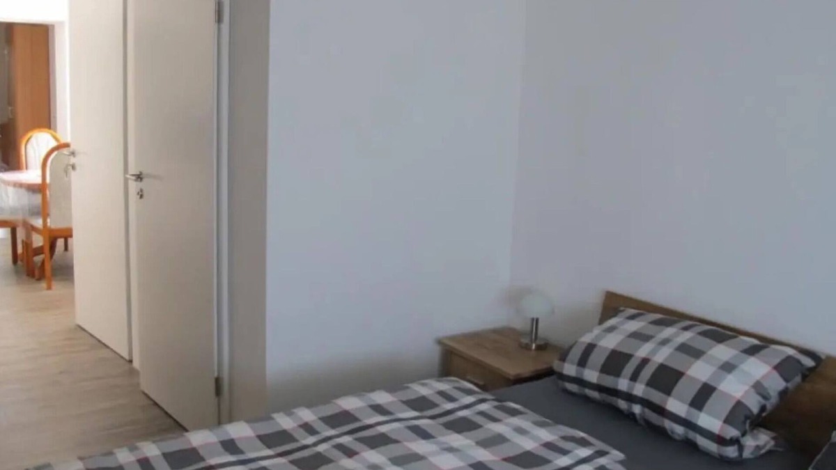 Angersbach Apartment | Apartment 'Eichenauer' with Shared Terrace, Wi-Fi and Air Conditioning