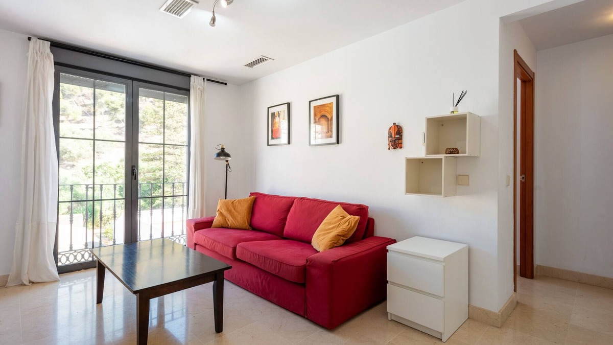 La Victoria Apartment | Apartment 'El Ático De La Montaña' with Balcony, Wi-Fi and Air Conditioning