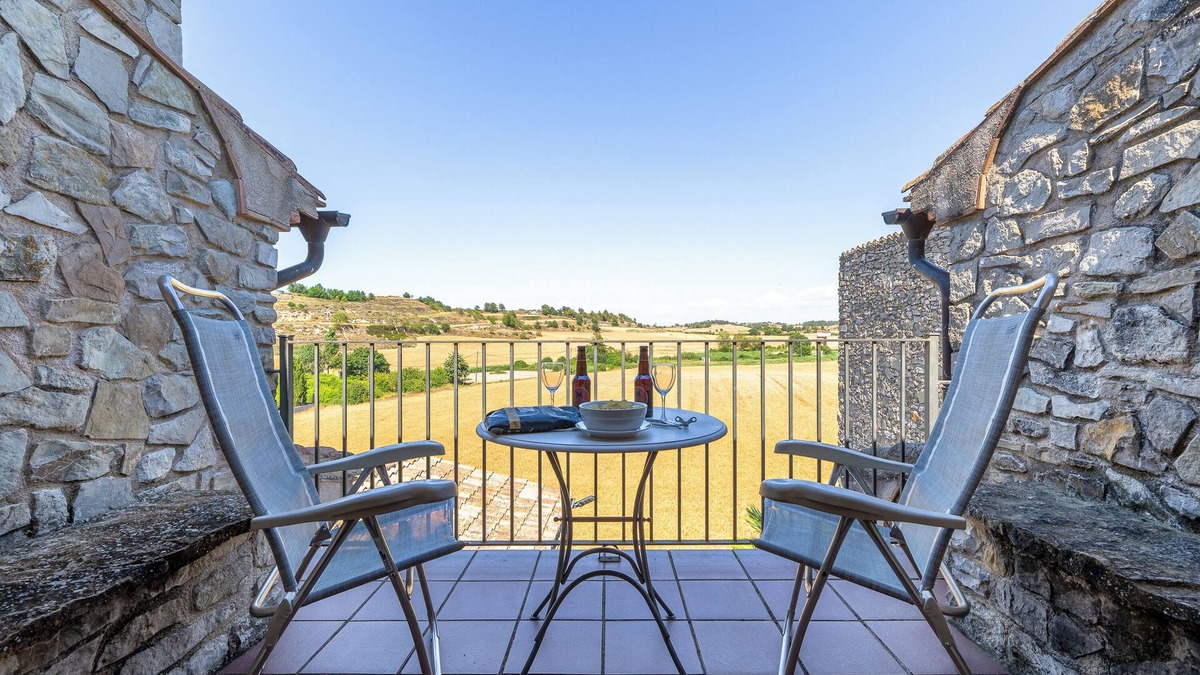 Conesa Apartment | Apartment 'El Clos 3' with Mountain View, Private Terrace and Wi-Fi