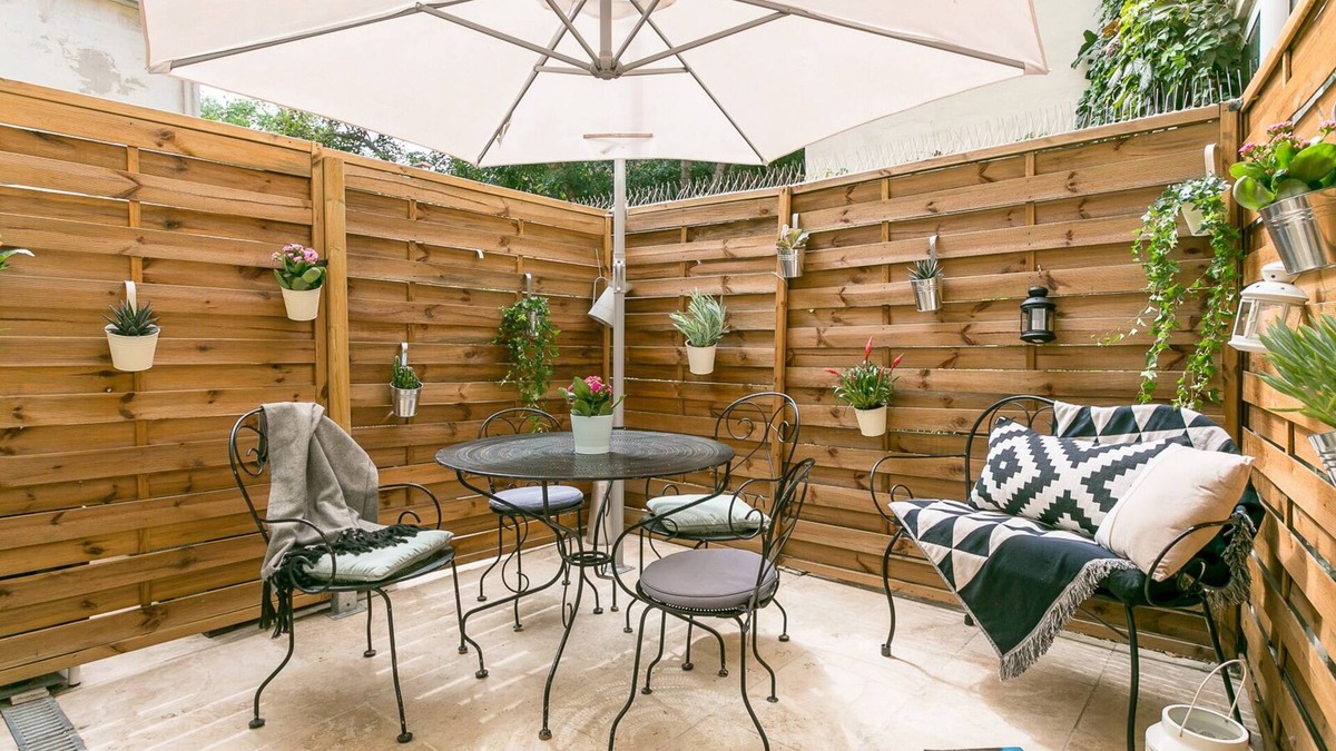 Avignon City Centre Apartment | Apartment-Ensuite with Shower-Terrace