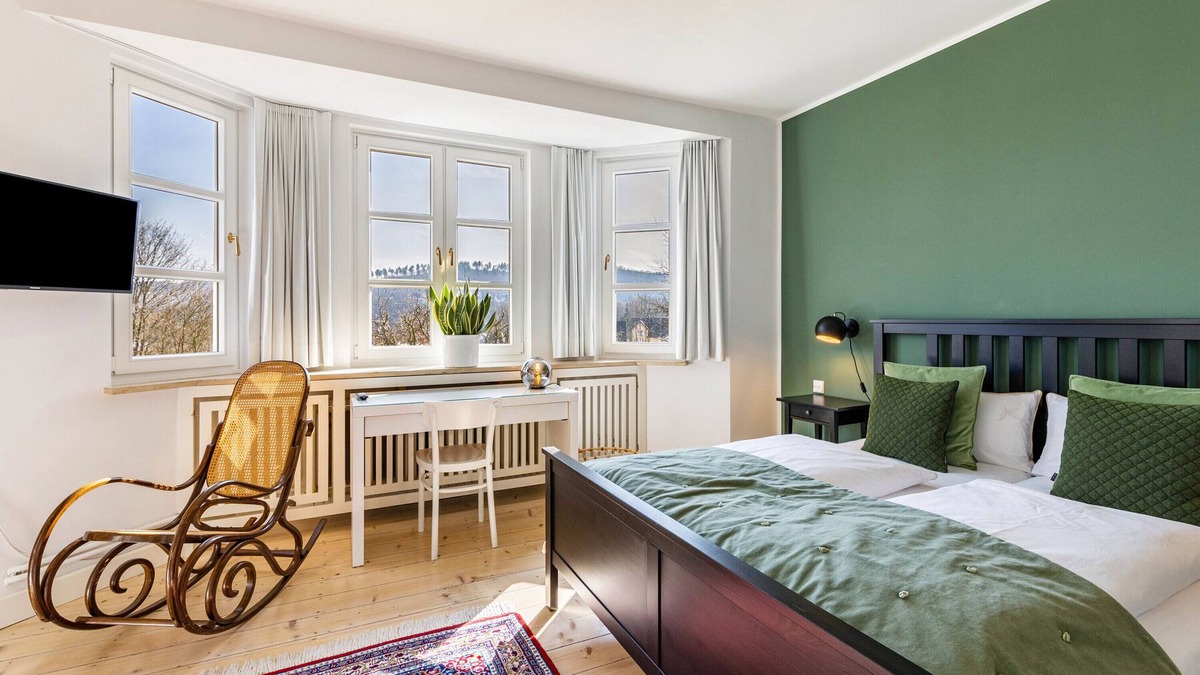 Attendorn Apartment | Apartment 'Erdgeschoss, 65qm' with Wi-Fi