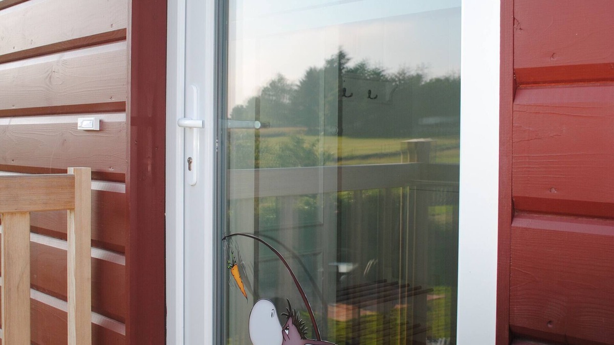 Breklum Apartment | Apartment 'Erwin' with Shared Terrace, Shared Garden and Wi-Fi