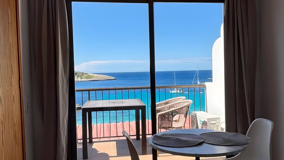 Portinatx Apartment | Apartment In A Hotel 'Apartamento Doble' with Shared Pool